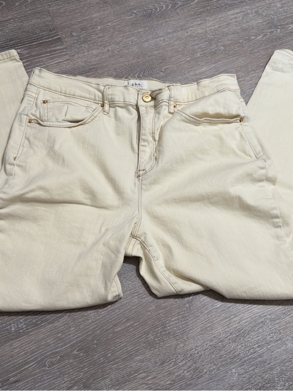 Nicole Miller High-Rise Jeans in Light Cream